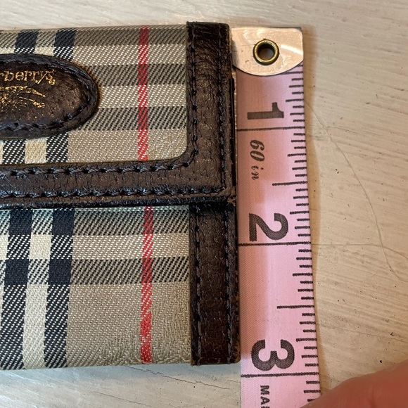 Burberrys Plaid Coin Wallet - Picture 10 of 10
